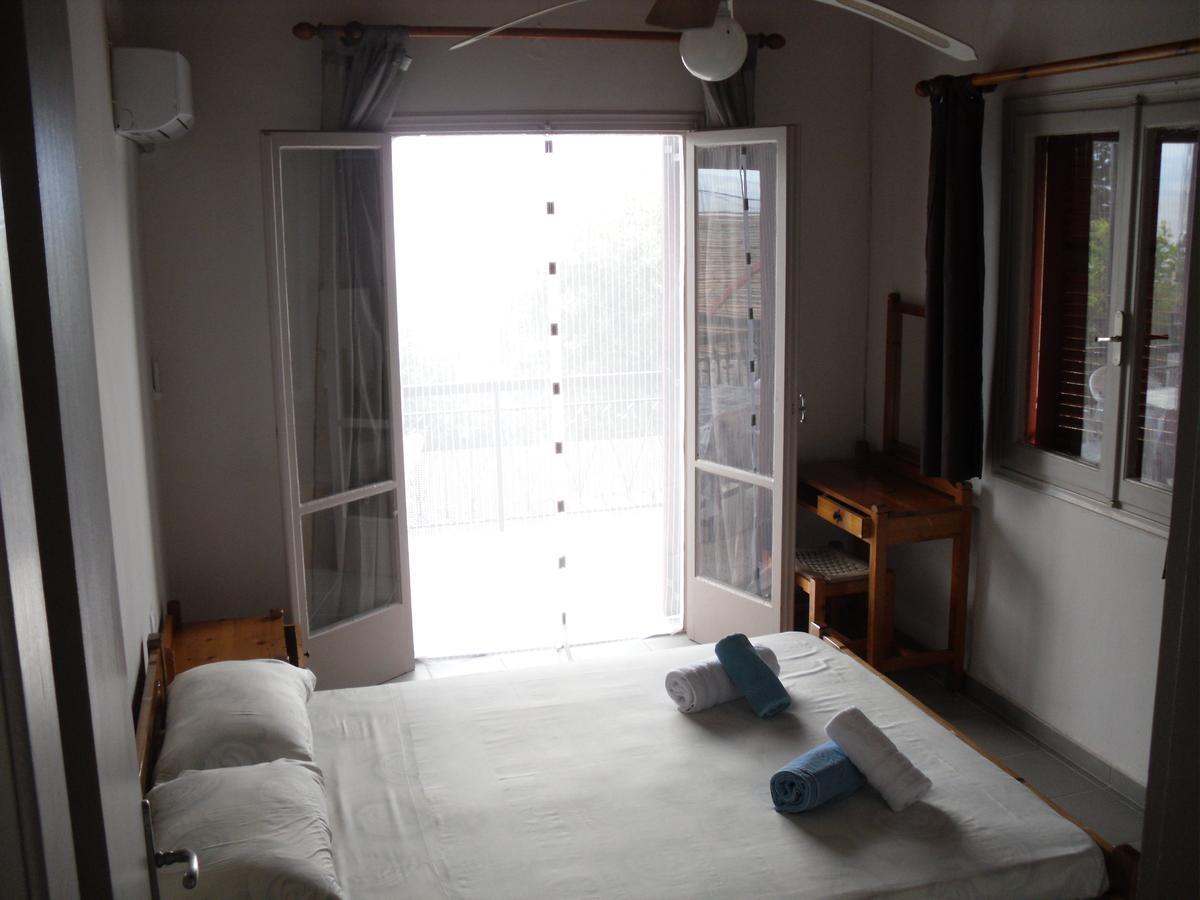 Spiti Kritikos Apartment Benitses  Bagian luar foto